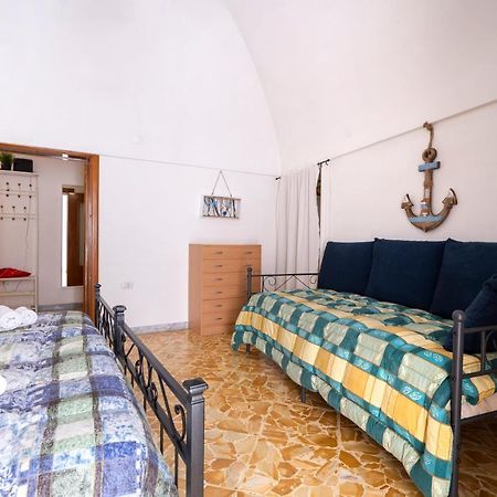 Vico II Terrace Apartment A Step From Piazza Roma 马丁纳弗兰卡 外观 照片