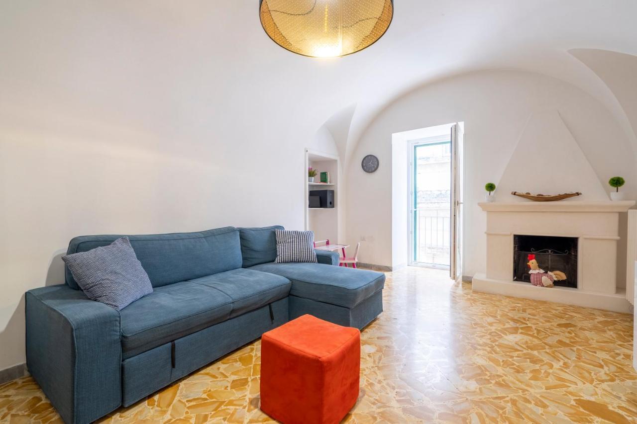 Vico II Terrace Apartment A Step From Piazza Roma 马丁纳弗兰卡 外观 照片