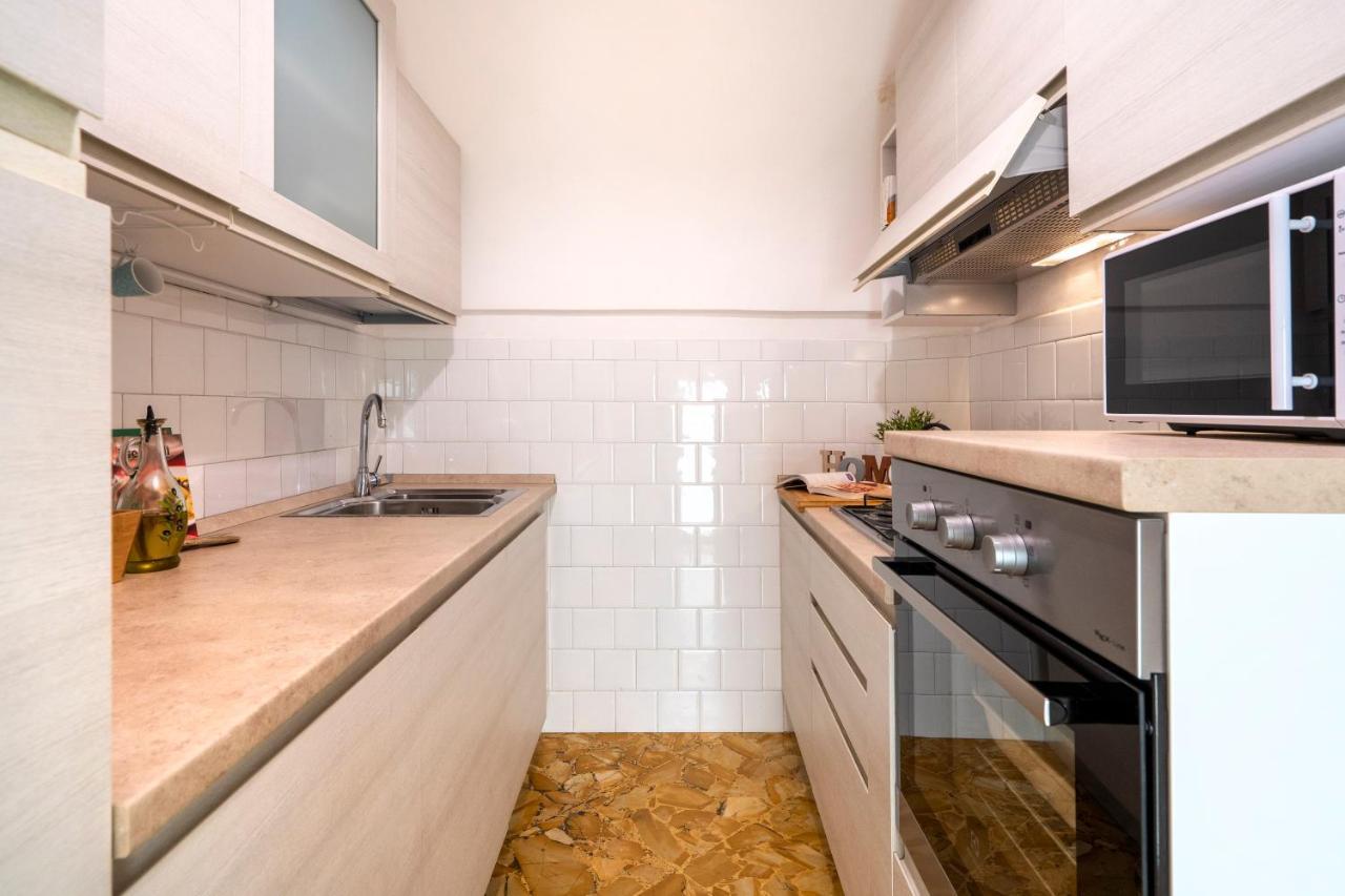 Vico II Terrace Apartment A Step From Piazza Roma 马丁纳弗兰卡 外观 照片